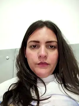 Mia Hampton online show from April 1, 9:34 pm