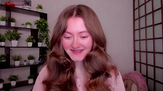 KateCuddle online show from February 20, 2:54 am