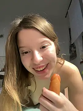 kimczii online show from March 31, 8:36 am