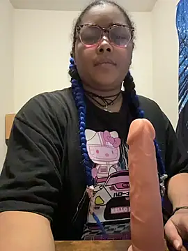 lunaxbat online show from December 22, 5:54 am