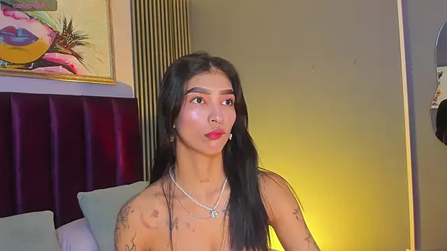 LauraAristizabal online show from May 28, 12:03 pm