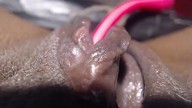 sexyjustin202 online show from September 21, 4:44 am