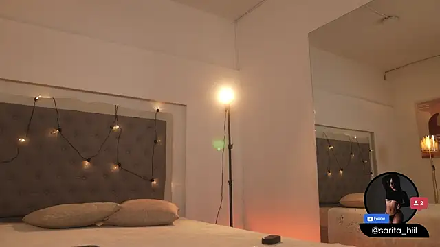 sarah hiill online show from September 24, 7:35 pm