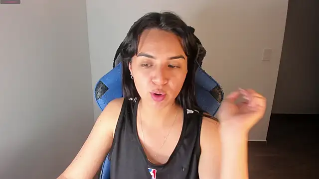 Emily Nicole online show from September 13, 2:08 am