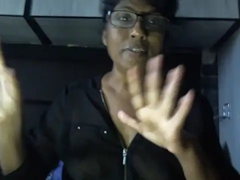 MsAttitude online show from April 5, 9:19 am