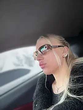 pinkstar  online show from March 12, 5:32 am