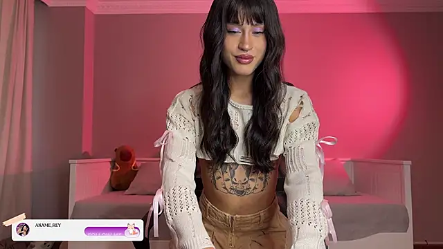 Snapshot of julesbennet chatting on October 27, 7:30 pm julesbennet online show from October 27, 7:30 pm