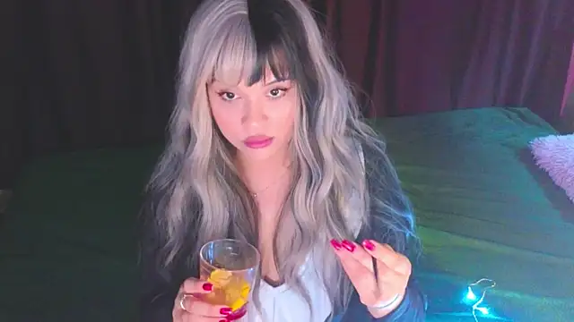 Malika uAngel online show from December 13, 9:54 pm