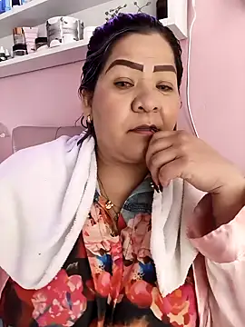 Dalessa Bigtits online show from April 6, 7:37 pm