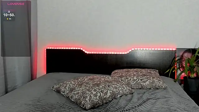 annablisa online show from October 29, 9:24 am