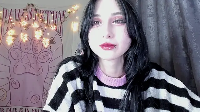 Holy420lolii online show from October 27, 6:57 pm