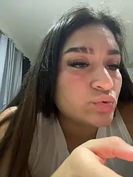 LuceroRm online show from November 14, 4:56 am