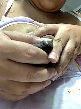 moncerrat luna online show from October 27, 6:20 am