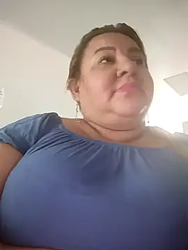 HORNY MATURE25 online show from April 13, 9:15 pm