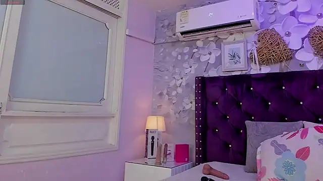 dalila salazar online show from April 17, 2:46 am