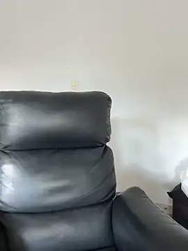 maryy campbell  online show from April 11, 10:13 pm