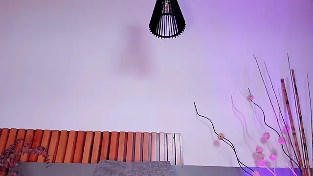 NoraDasilva online show from February 12, 11:50 pm