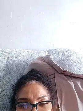 Delicy1 online show from December 14, 12:22 pm