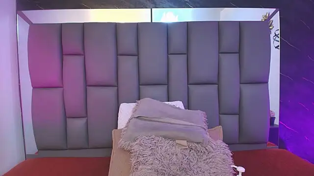  MiaBrown  online show from February 20, 12:07 pm