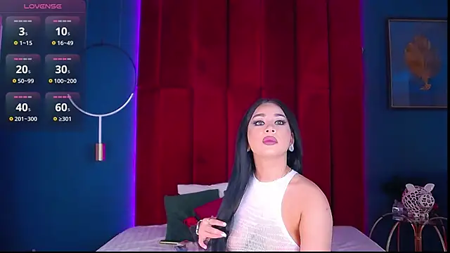 MadyLuxxx online show from April 8, 7:38 pm