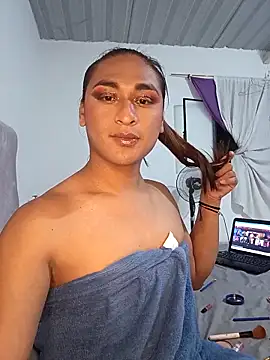 Amber Rosee  online show from April 17, 2:13 am