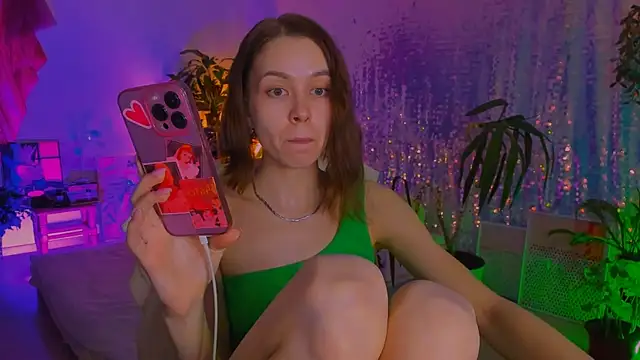 poli   online show from April 9, 6:46 pm