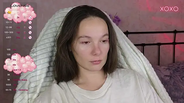 lil luna x online show from October 23, 12:55 pm