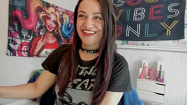 LovelyAzucena online show from September 25, 3:22 pm