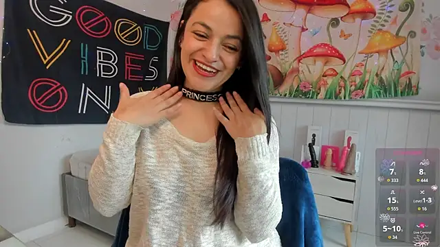 LovelyAzucena online show from November 18, 3:13 pm