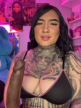 CloeeBeckam online show from April 16, 4:35 am