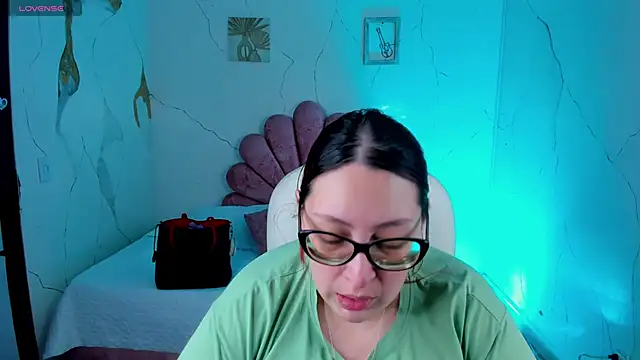 NiickyJones online show from February 19, 10:19 pm