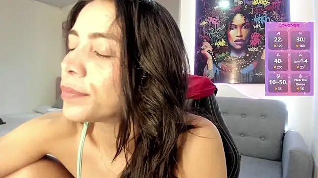 andykiuty online show from December 1, 8:44 pm