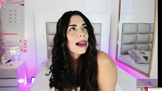 Goddess mia2 online show from April 20, 3:31 am