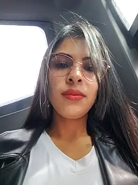 Astrid-- online show from December 1, 3:15 pm