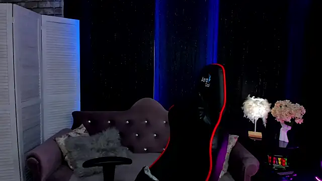 SarahCoksss online show from November 5, 12:05 am