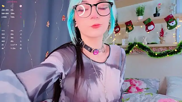 TristaRoht online show from December 19, 3:04 pm