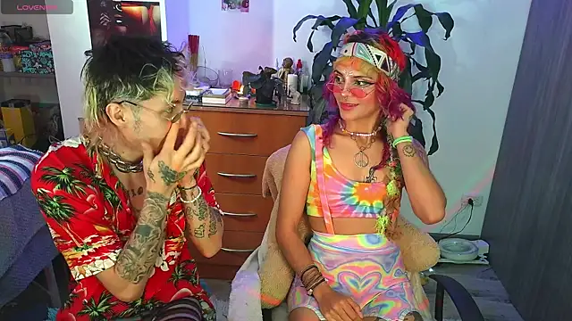 badeyes crazygoat online show from October 27, 4:13 pm