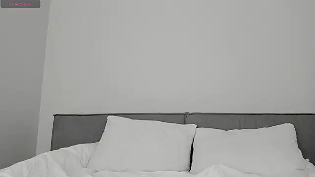 sarahphyllis online show from November 27, 9:28 pm