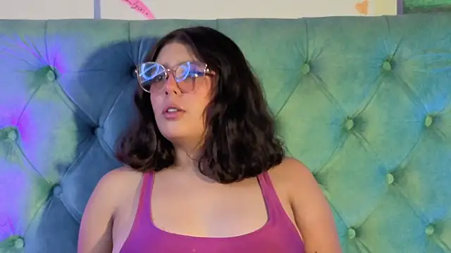 Paola Lyon  online show from February 17, 6:29 pm