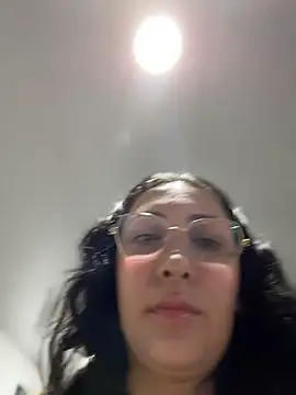 You-kitty2025 online show from May 10, 2:02 am