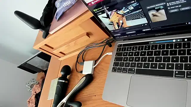 Victoria68xx online show from April 15, 8:15 am