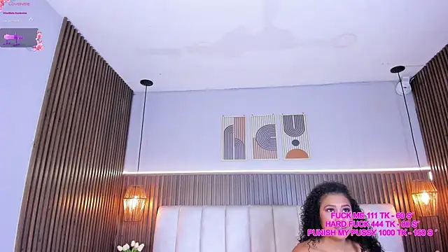 Ashleyy23x online show from April 18, 7:51 pm