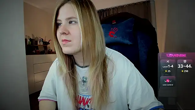 Olivia Munk online show from September 14, 4:54 am