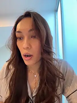 MichelleFerry  online show from April 24, 12:57 am