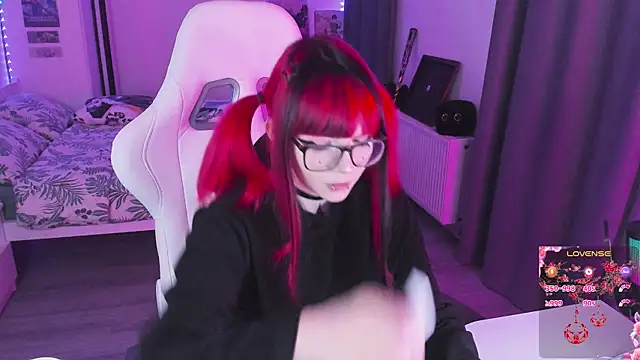 Yumi Youkai online show from January 15, 2:34 pm