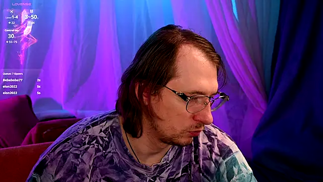 Claudia and elon  online show from November 21, 4:47 am