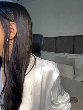 Miss blue69 online show from April 17, 1:51 am