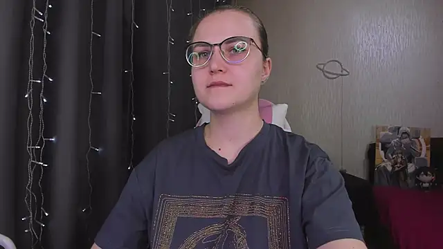 MissBrightShine online show from February 27, 1:33 pm