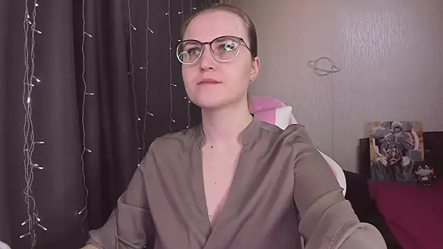 MissBrightShine online show from February 5, 11:57 am