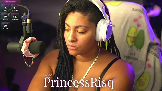 Snapshot of PrincessRisq chatting on October 18, 1:30 am PrincessRisq online show from October 18, 1:30 am